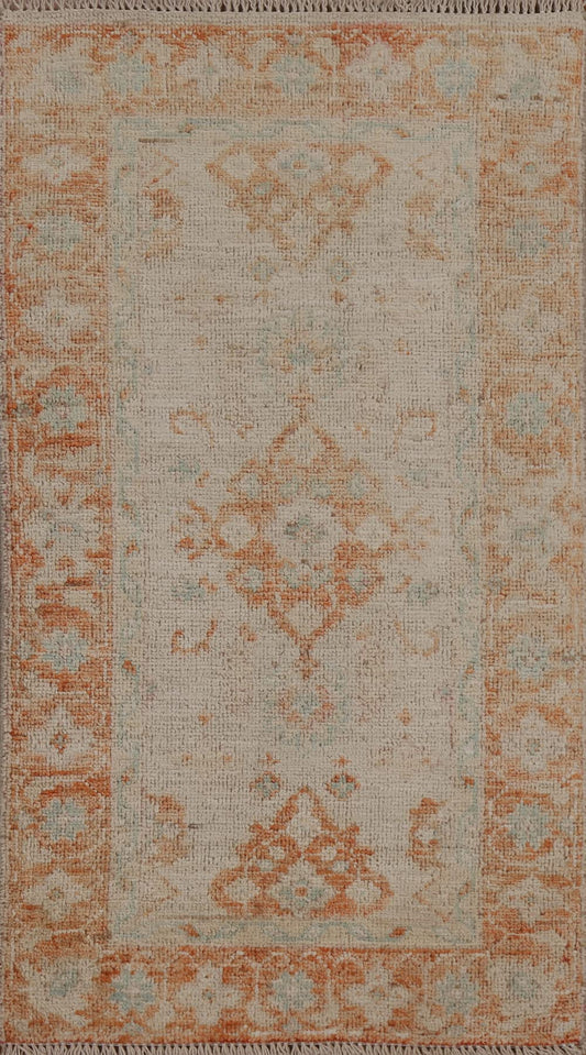Rug Source Transitional Collection, 2x4 Oushak Rug, Hand Knotted Beige & Ivories Medallion Rug, Oriental 100% Wool Carpet for Foyer, Entryway and Hallway
