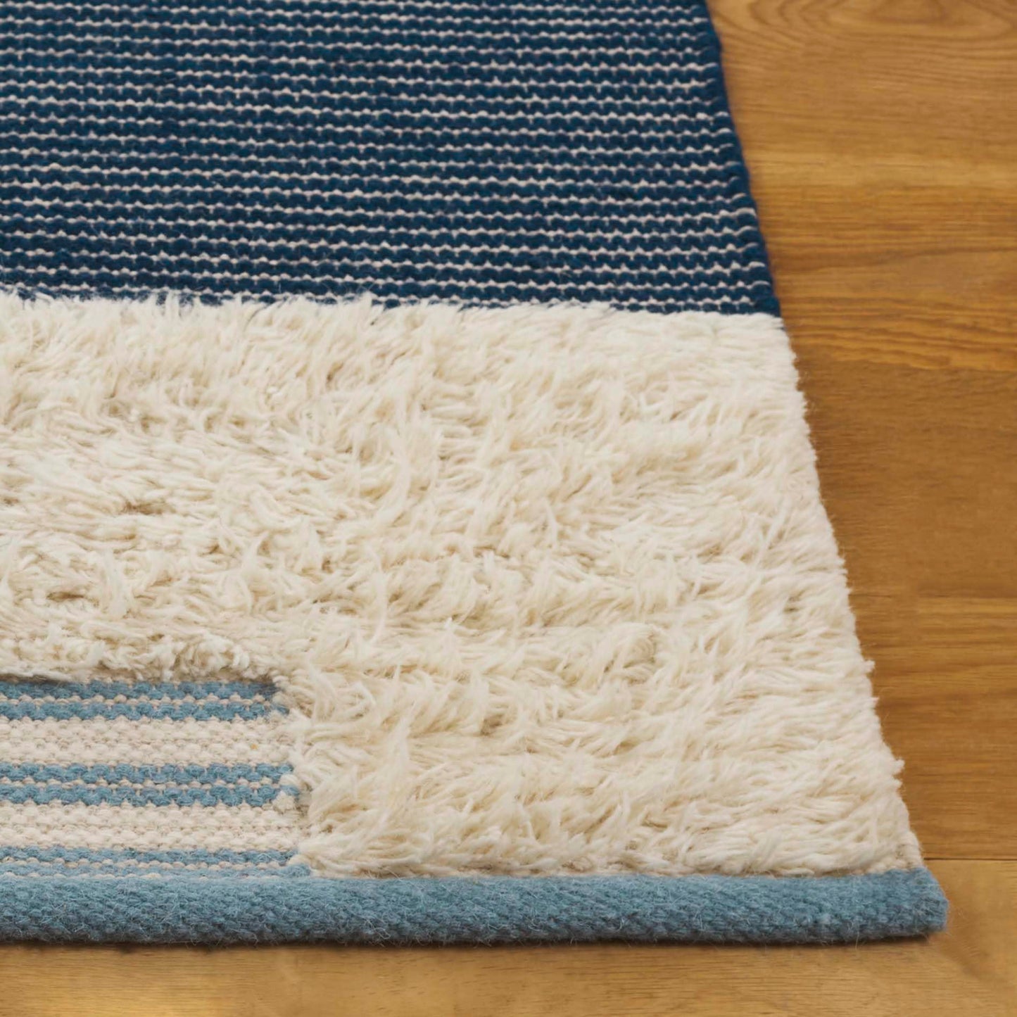 SAFAVIEH Area Rug 8x10 - Kenya Collection - Large - Blue & Ivory, Handmade Wool, Ideal for Living Room, Bedroom, Dining Space (KNY278M)