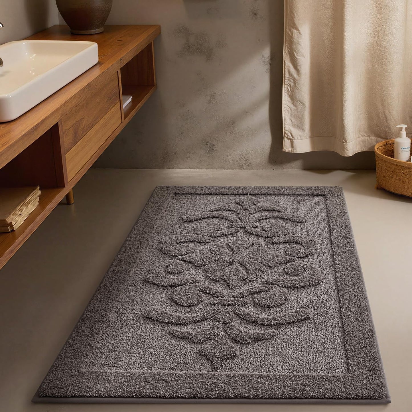 LUMI Ultra Absorbent Bathroom Rug Non Slip Rubber Backing, Machine Washable Bath Mat Soft Premium Microfiber, Elegant Luxury Bath Rugs Quick Dry for Bathtub and Shower Floor, Decor, 24x43