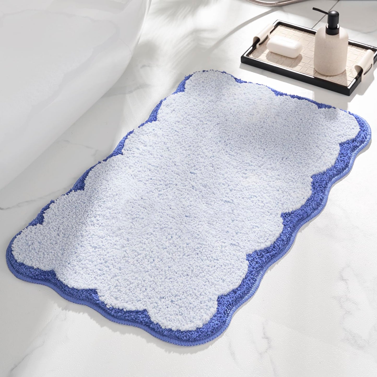 ELDONE Cute Scalloped Bathroom Rugs, Microfiber Tufted Bath Mats, Fun Navy Blue Bathmat for Bath Room Bathtub Shower, Preppy Trendy Bathroom Mat for Sink Bedroom, 30" x 20"