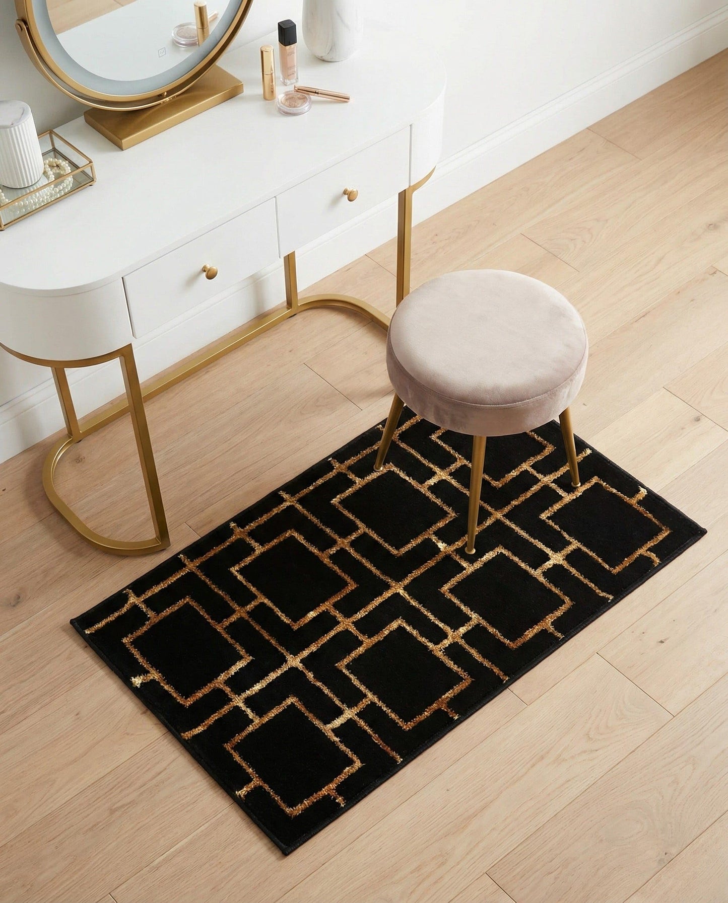 Rugs.com Glam Collection Rug – 2x3 Black and Gold Medium-Pile Rug Perfect for Entryways, Kitchens, Breakfast Nooks, Accent Pieces