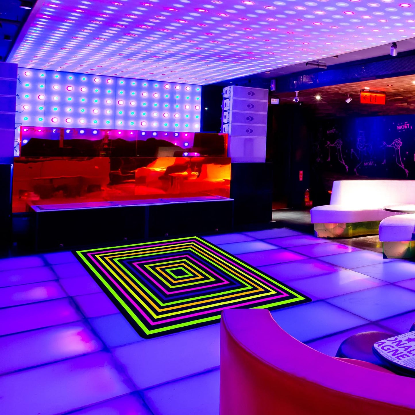 Duraaamo 39×39'' Neon Dance Floor, Glow in The Dark Dance Floor 80s 90s Party Decoration, Blacklight Rug UV Reactive Fluorescent Non-Slip Carpet Runner for Birthday Game Playroom(Square)