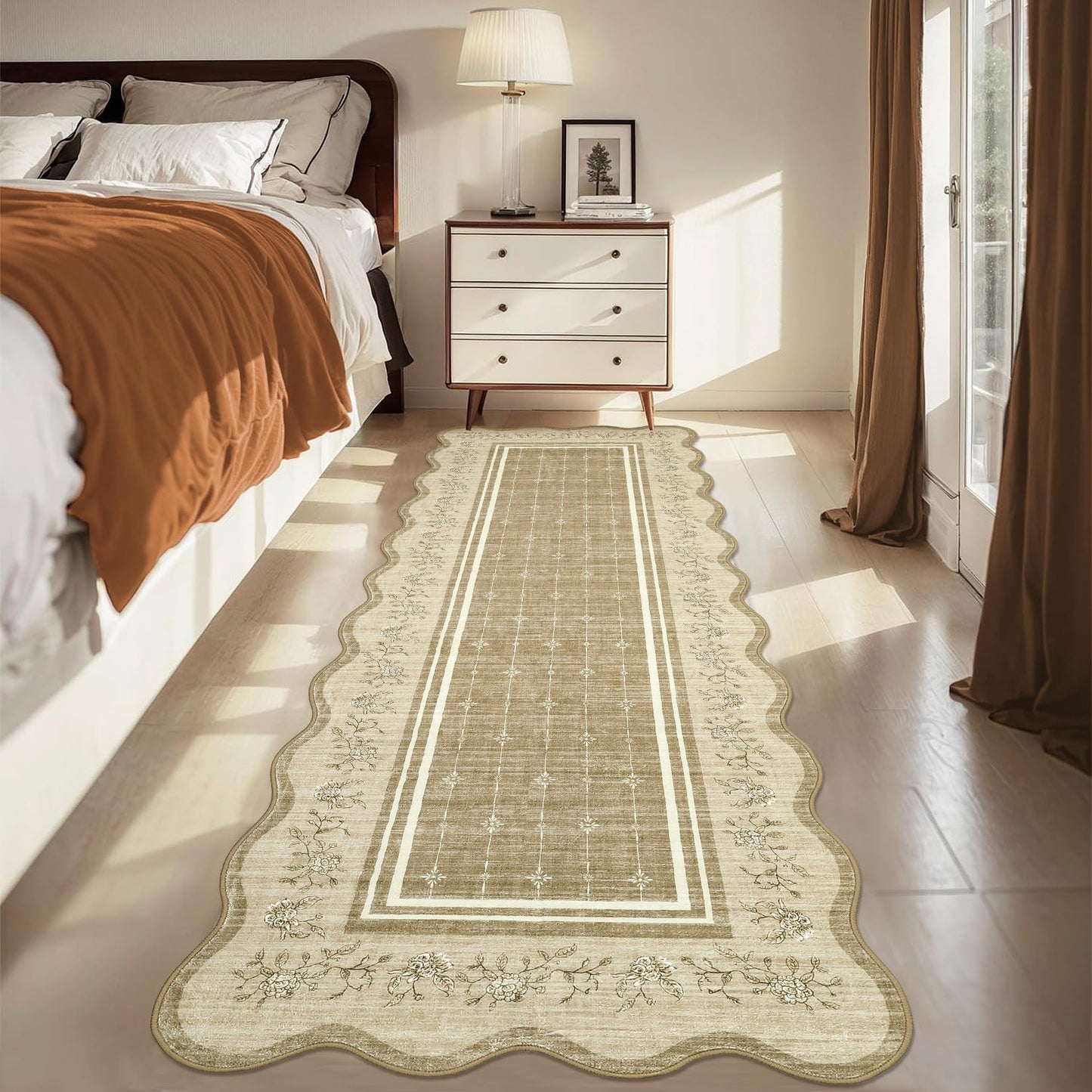 Garvee 2x6 Runner Rug Scalloped Kitchen Runner Rug Non Slip Washable Entryway Runners Modern Bordered Foldable Thin Accent Carpet Low Pile Soft Nursery Rugs for Hallway Bathroom Bedside Laundry Camel