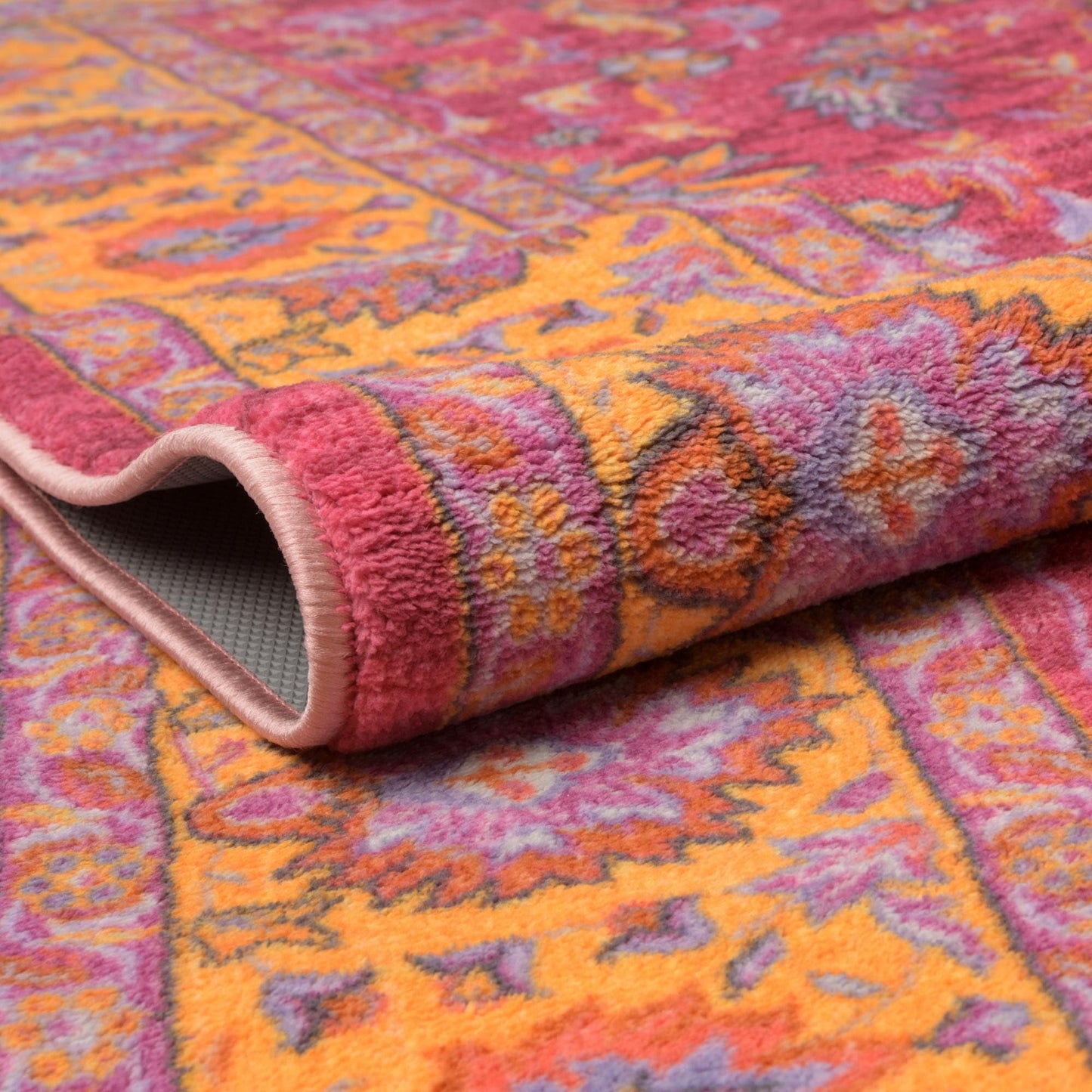 Rugs.com - Medina Rug – 5' 3 x 7' 9 Berry Pink Washable Area Rug Vintage Floral Design for Living Rooms, Bedrooms, and Dining Areas