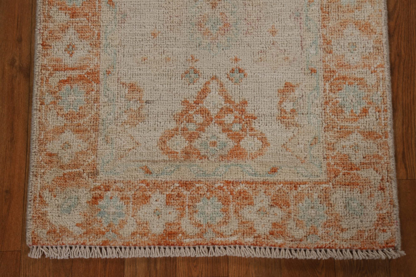 Rug Source Transitional Collection, 2x4 Oushak Rug, Hand Knotted Beige & Ivories Medallion Rug, Oriental 100% Wool Carpet for Foyer, Entryway and Hallway