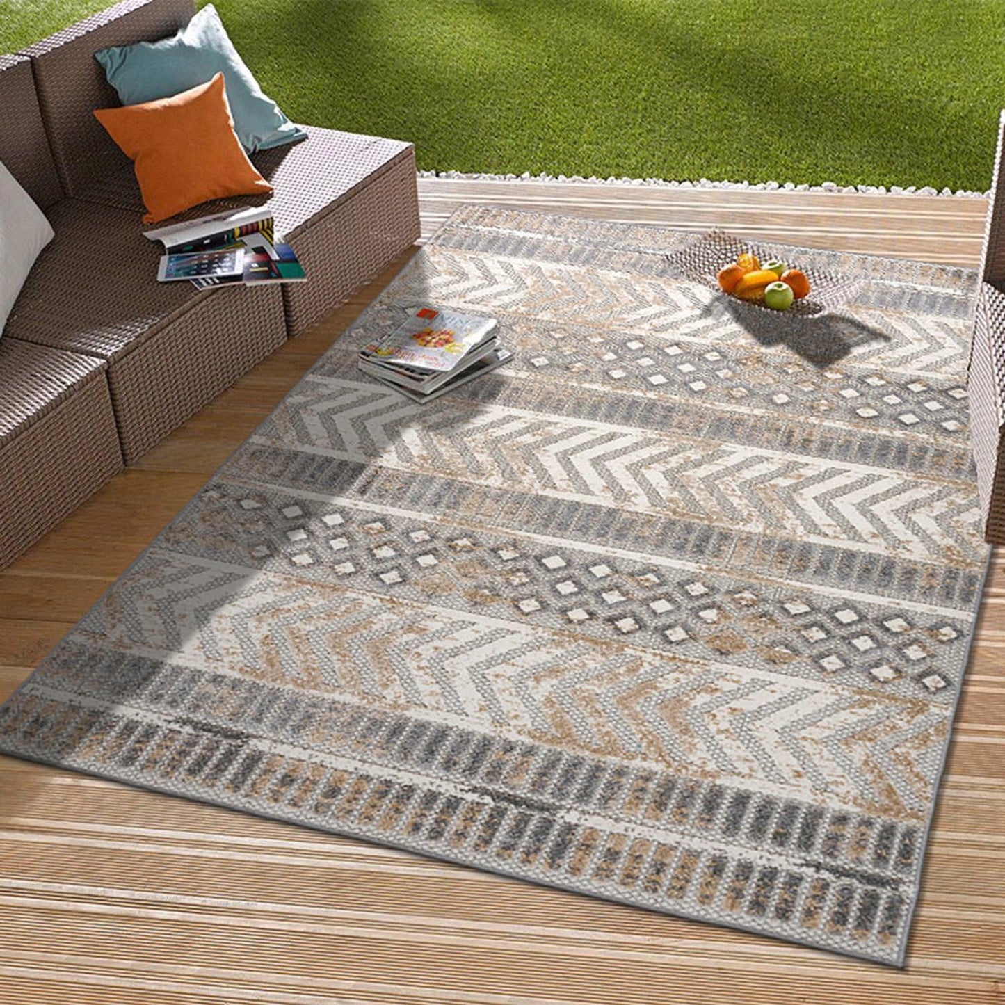 Rugshop Distressed Geometric Indoor/Outdoor Beige Area Rug Modern Tribal Stripe, Durable Stain Resistant Perfect for Patio, Backyard, Deck and Outdoor Lounge 4' x 6'
