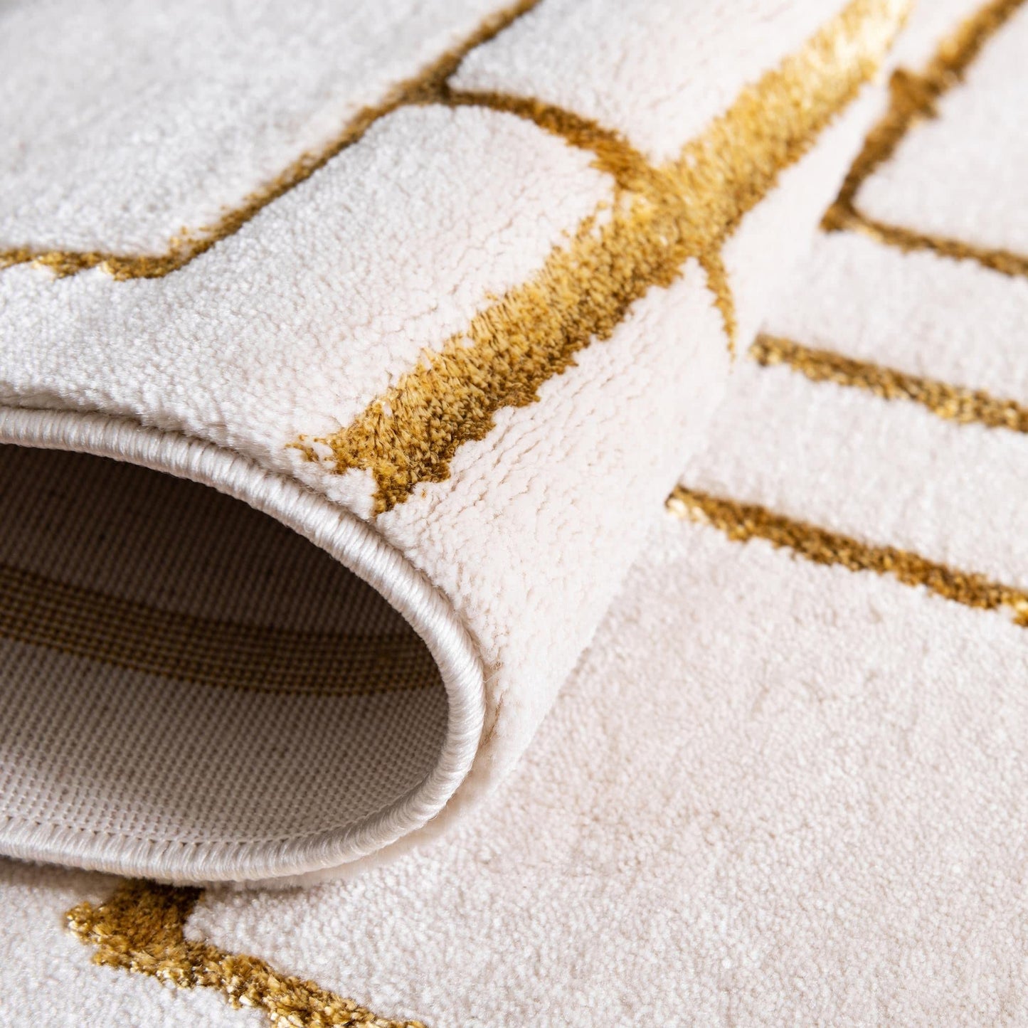 Unique Loom Glam Collection Area Rug - Deco (4' 1" x 6' 1" Oval, White Gold/ Gold)