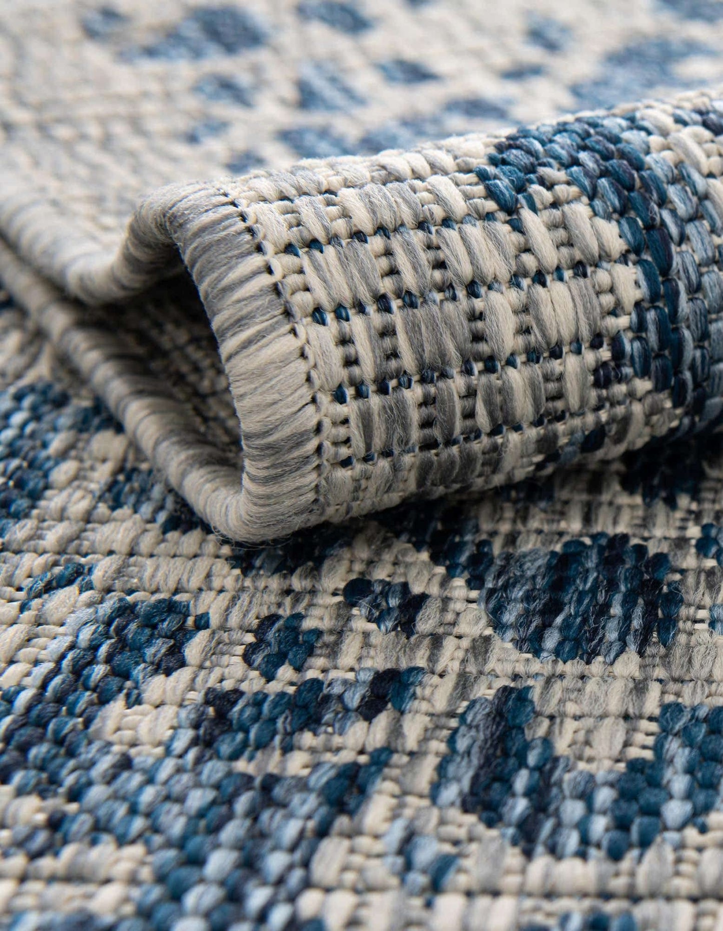 Unique Loom Outdoor Traditional Collection Area Rug - Timeworn (10' Square Blue/Gray)