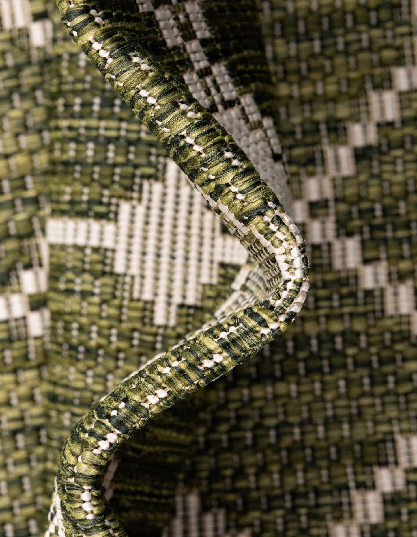 Unique Loom Outdoor Trellis Collection Area Rug - Traliccio (4' 1" x 6' 1" Rectangle, Green/ Ivory)
