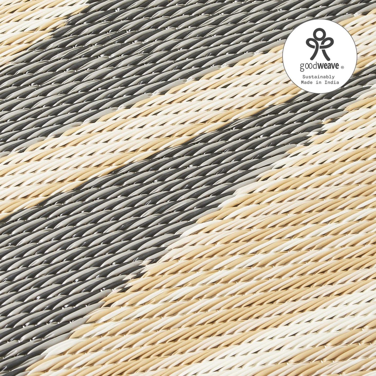 Fab Habitat Outdoor Rug - Waterproof, Fade Resistant, Crease-Free - Premium Recycled Plastic - Geometric Tribal - Patio, Deck, Porch, Balcony, Laundry Room - Cairo - Natural & Black - 4 x 6 ft