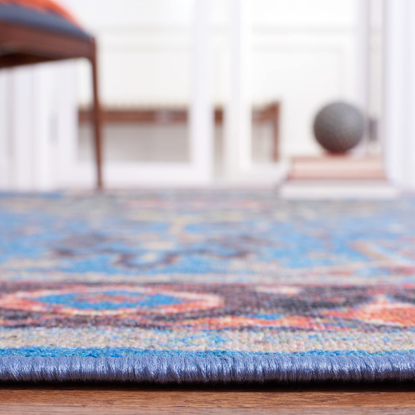SAFAVIEH Washable Rug Journey Collection - 4'4" x 6', Blue & Red, Slip Resistant & Easy Cleaning, Ideal for Living Room, Bedroom, Kids Playroom Nursery, Office, Dining Space (JNY107M)