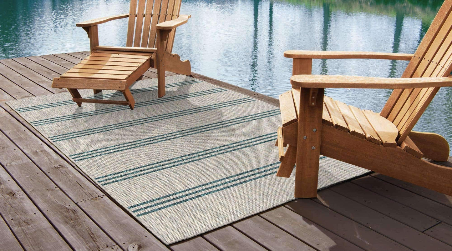 Unique Loom Outdoor Collection Area Rug - Anguilla (7' 10" x 10' Rectangle, Light Gray/ Teal)