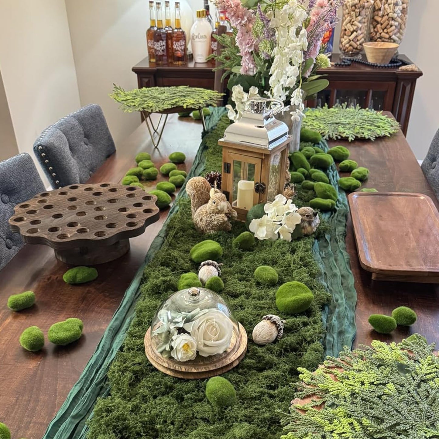 FMOOM Faux Floral Moss Mat Roll, Soft Artificial Moss Rug, Natural Fake Grass Mat for Fairy Garden, DIY Crafts, Wedding Party, Table Centerpiece & Home Floral Decor (100x100cm/39.37x39.37in/1pc)