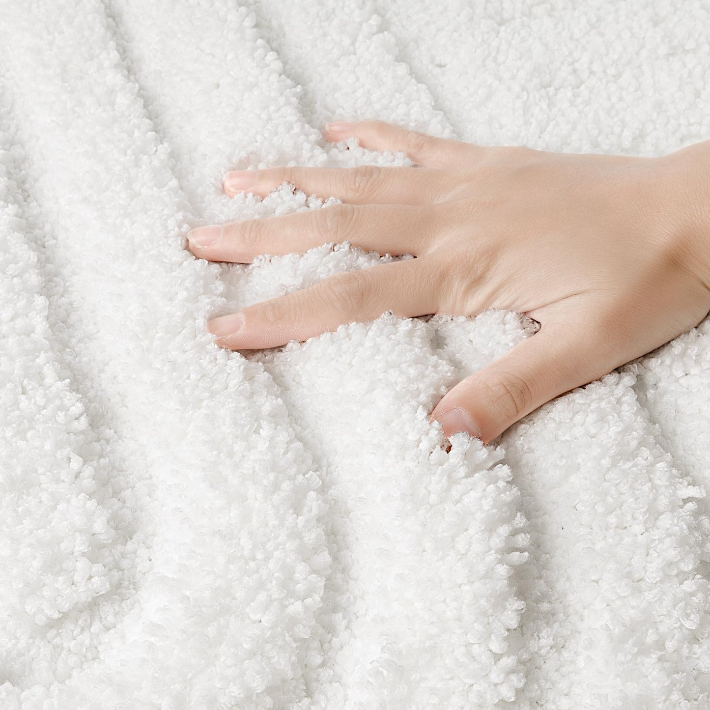 Sunlit 20"x30" Boho Decorative Textured Bathroom Rug Mat, Mid Century Modern Non-Slip Absorbent Soft Bath Mat, Organic Modern Floor Mat Dry Fast Machine Washable, White