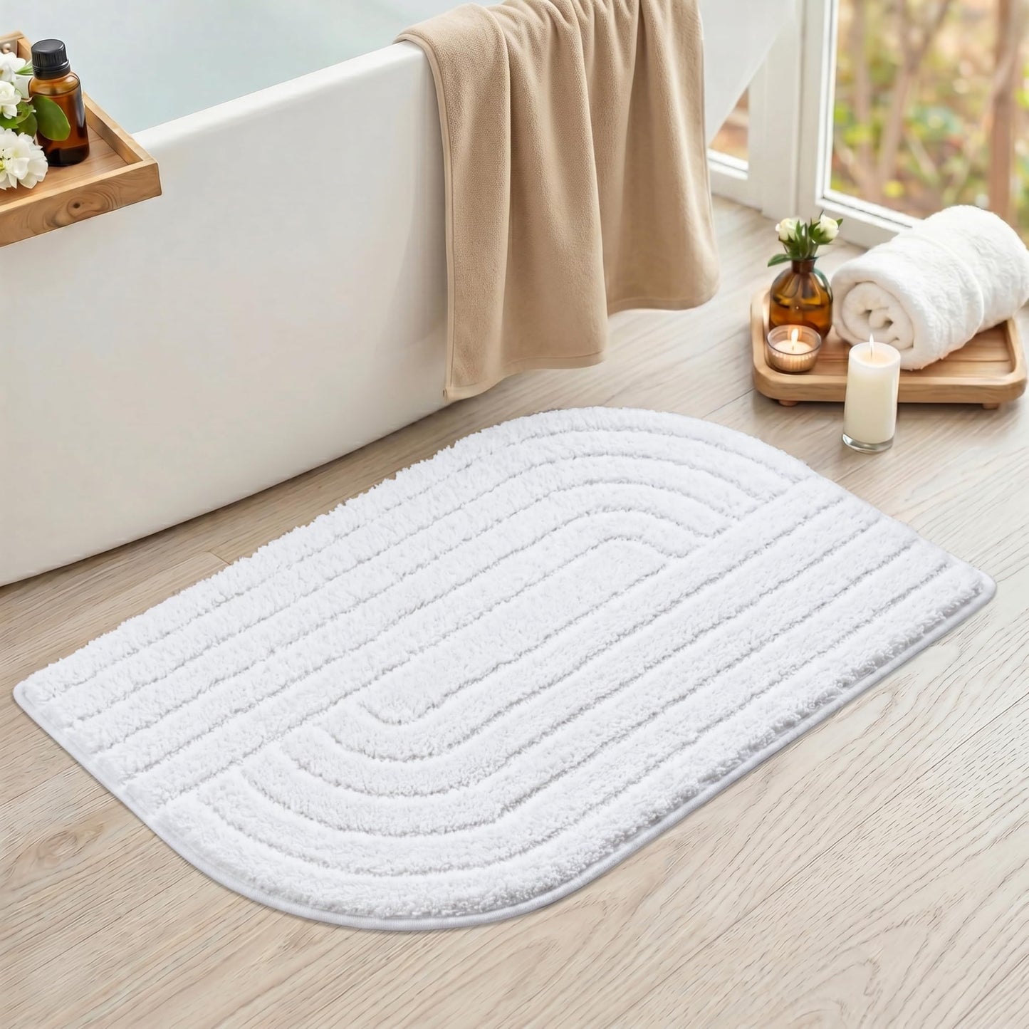 Cevolyn Microfiber Bath Mat, Ultra Soft Plush Non Slip Absorbent Bath Mat, Neutral Aesthetic Modern Half Oval Cute Bath Rugs for Bathroom Floor, Tub, Machine Washable, White, 20"x32"