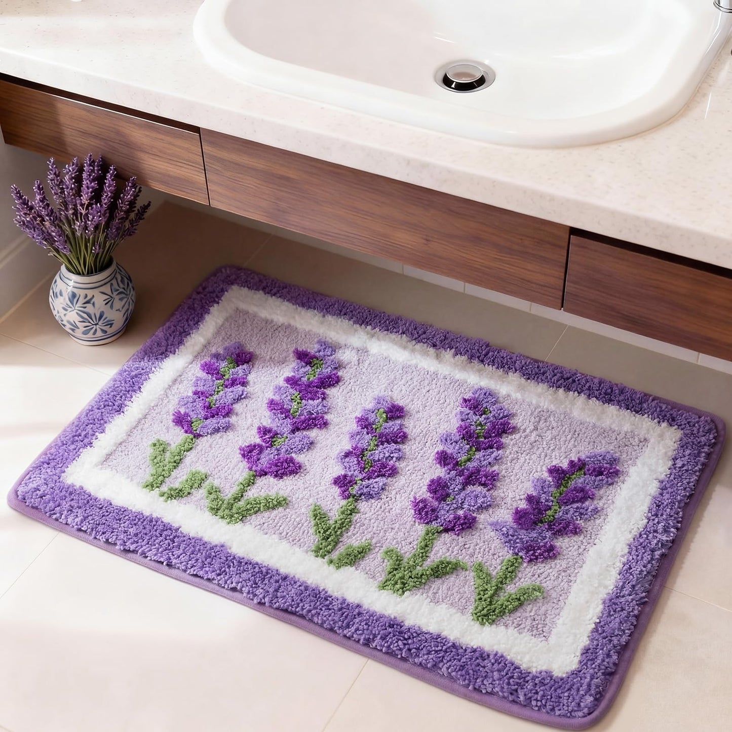 Boao Lavender Purple Bath Mat Floral Tufted Bathroom Rug Lilac Spring Flowers Non Slip Soft Absorbent Lavender Bathroom Decor Accessories for Bedroom Kitchen Floor Tub Shower Sink, 24 x 16 Inches