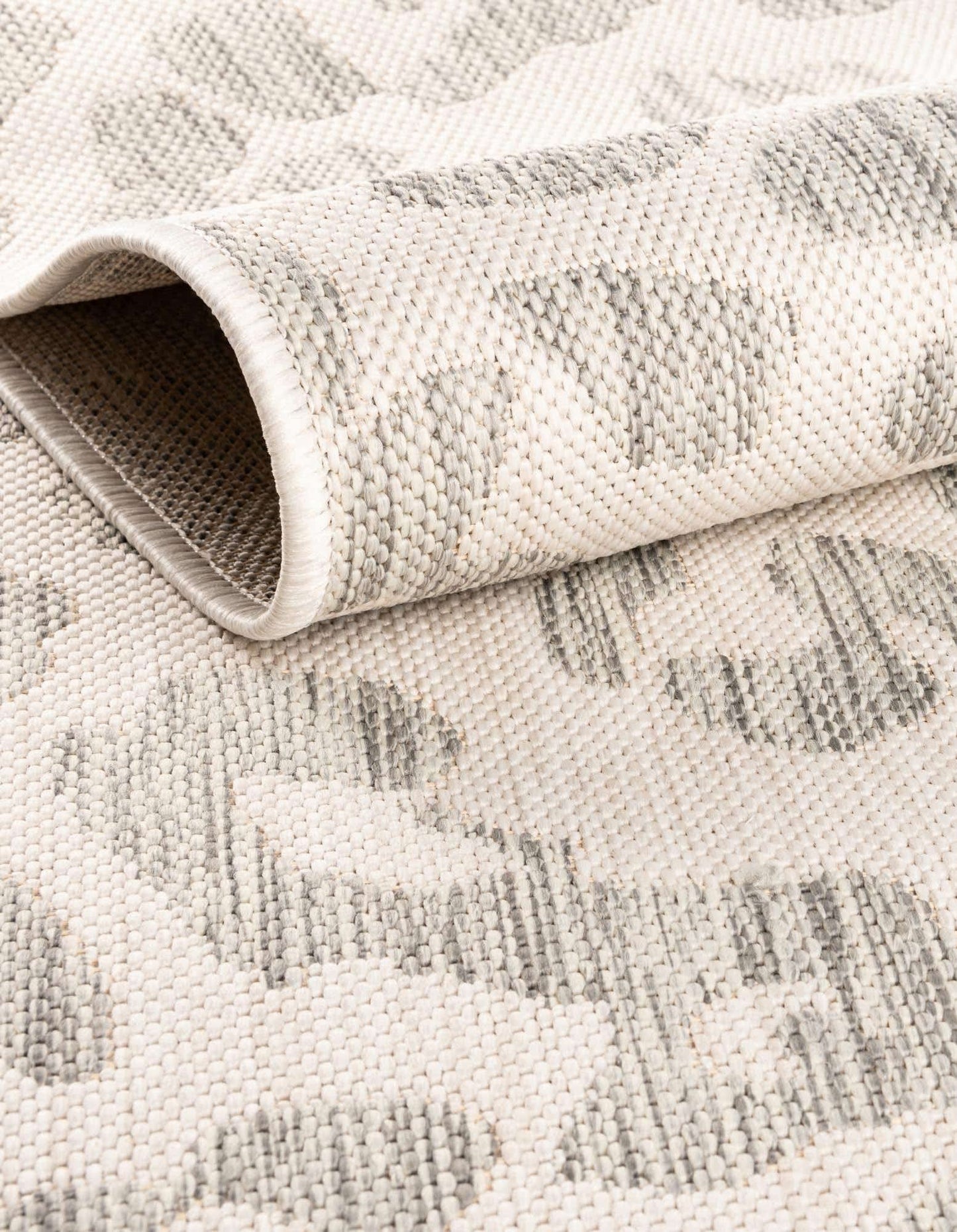 Unique Loom Outdoor Safari Collection Area Rug - Leopard (4' 1" x 6' 1" Rectangle, Ivory Gray)