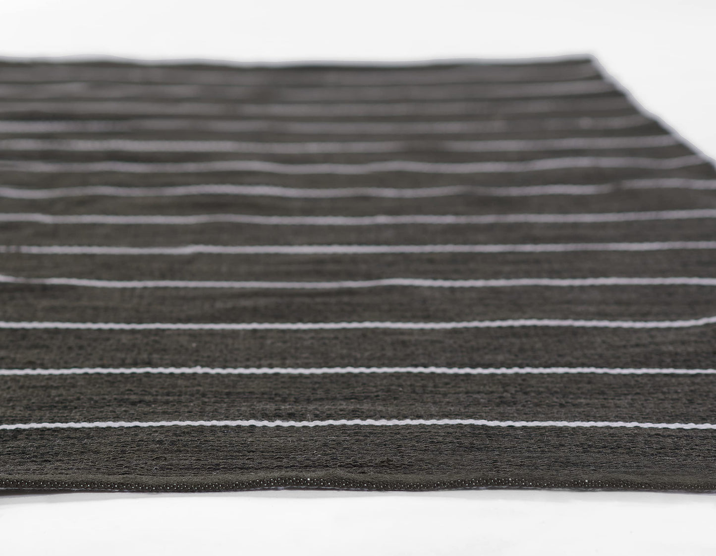 Erin Gates by Momeni River Fine Black Hand Woven PET Indoor Outdoor Rug 2'3" X 8' Runner