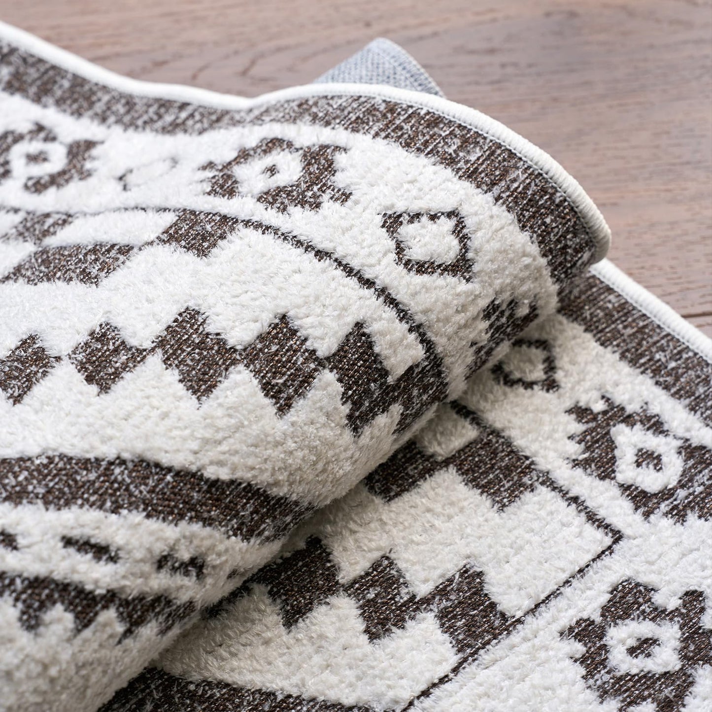 RAMEFILD Moroccan Washable Entryway Rug 2x3, Geometric Decorative Woven Area Rug, Non-Slip Boho Accent Soft Low-Pile Indoor Door Mat, Small Throw Rug for Bathroom Front Porch, Dark Brown/White