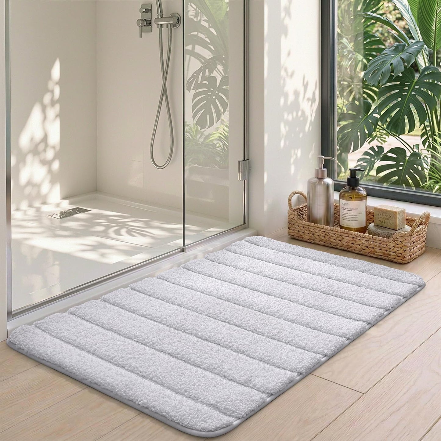 DEXI Bathroom Rugs 24x36, Machine Washable Non Slip Bath Mat, Soft Microfiber Absorbent Quick Dry Bath Rugs for Shower Floor, Sink, Tub, White