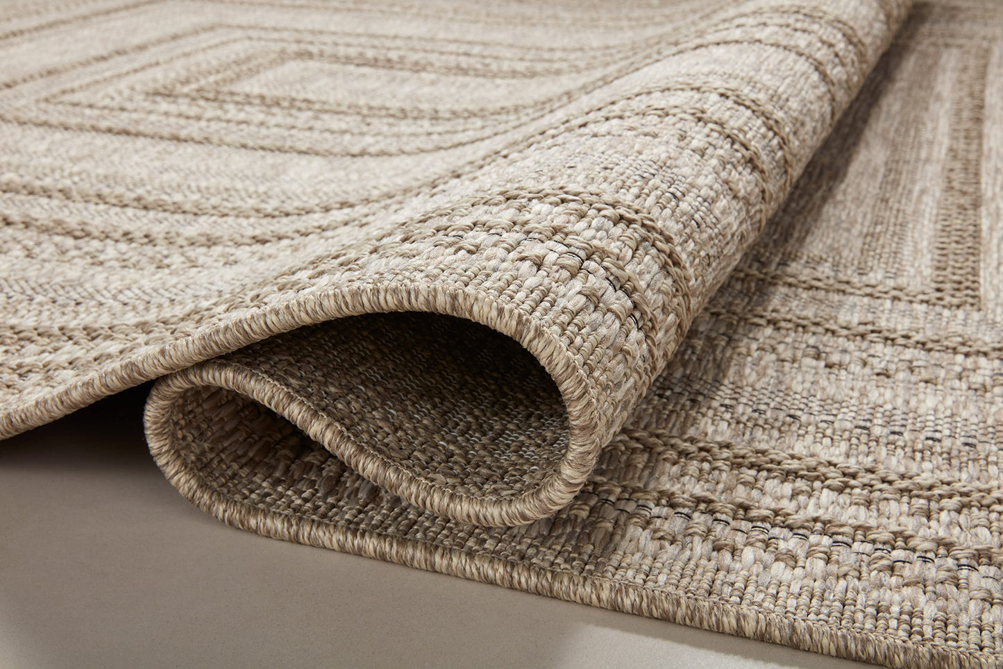 Loloi Dawn Collection Indoor/Outdoor DAW-01 Natural 5'-1" x 7'-7" Area Rug