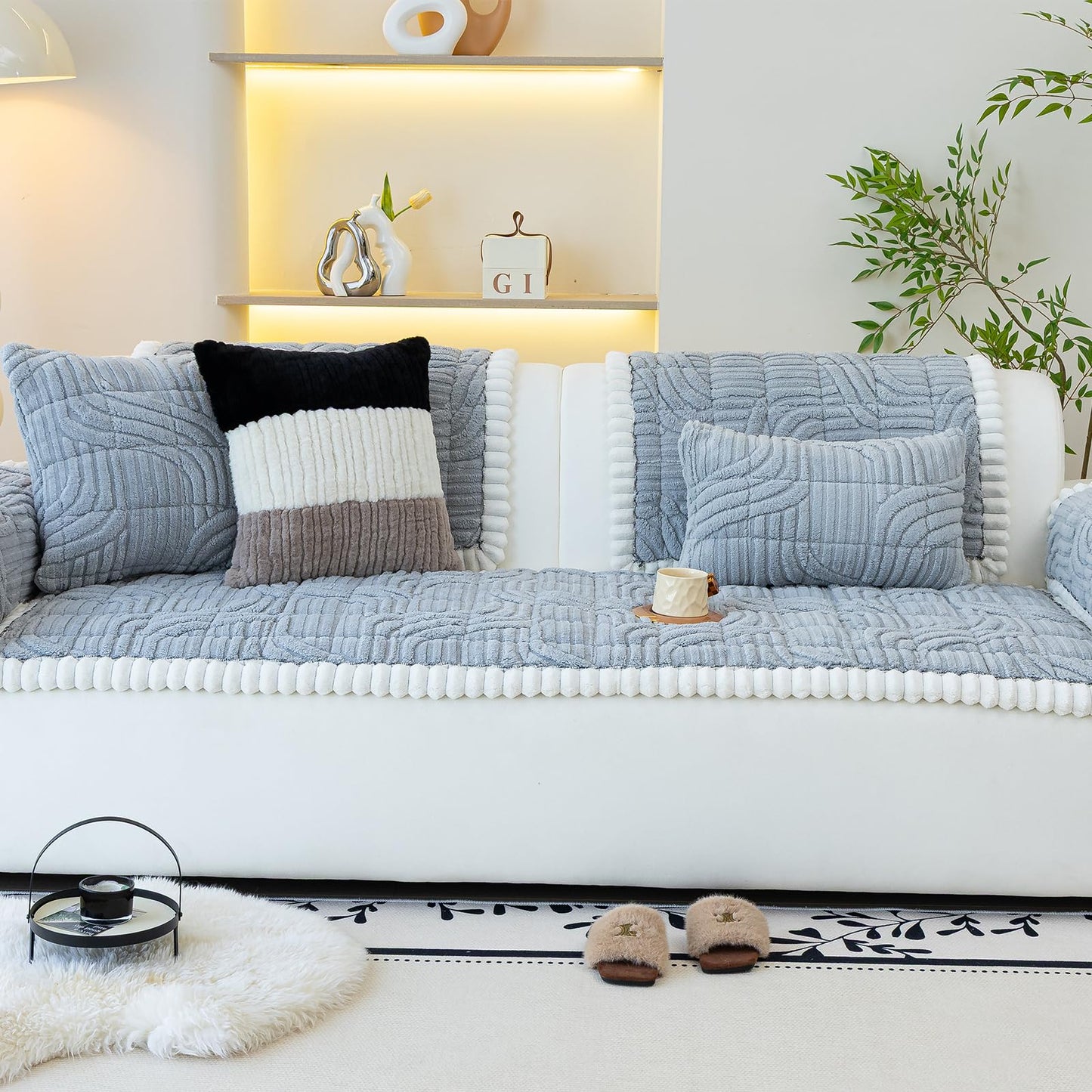 XFEXM Couch Cover for Dogs, Washable Non-Slip Pet Sofa Protector, Soft Sofa Slipcovers Cushion Protector for Dogs and Cats. (Light Gray, 27.6" x 59.06" x 1.5")