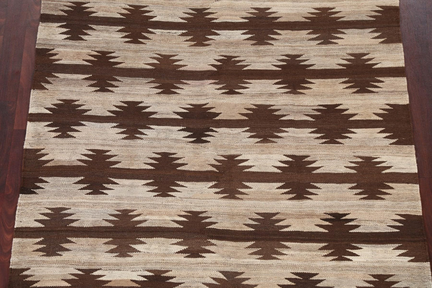 Rug Source Southwestern Collection, 5x6 Kilim Rug, Hand Woven Beige & Ivories Tribal Rug, Oriental 100% Wool Carpet for Foyer, Entryway and Hallway