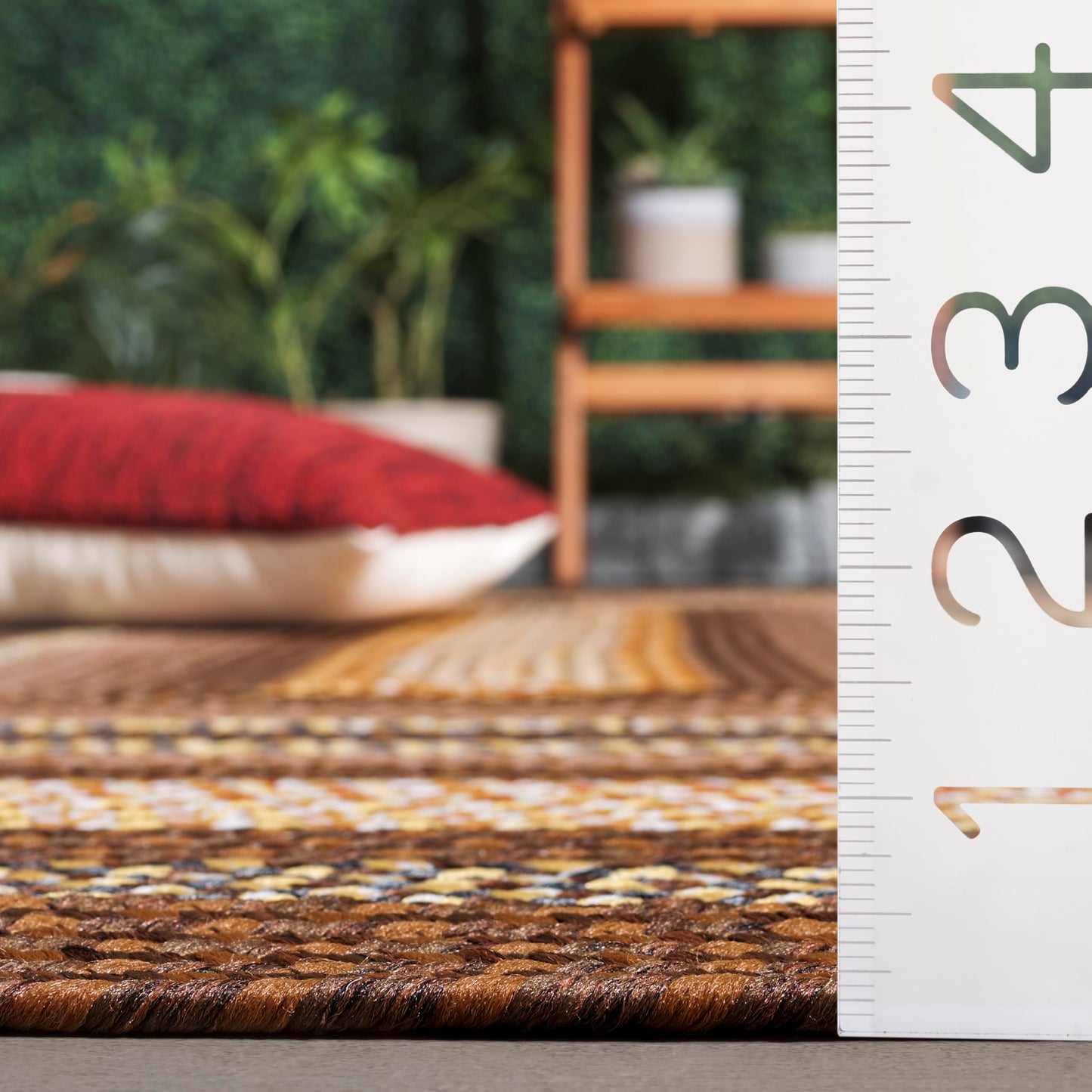 SAFAVIEH Braided Indoor/Outdoor Area Rug 5x8, Brown & Light Brown BRD313T