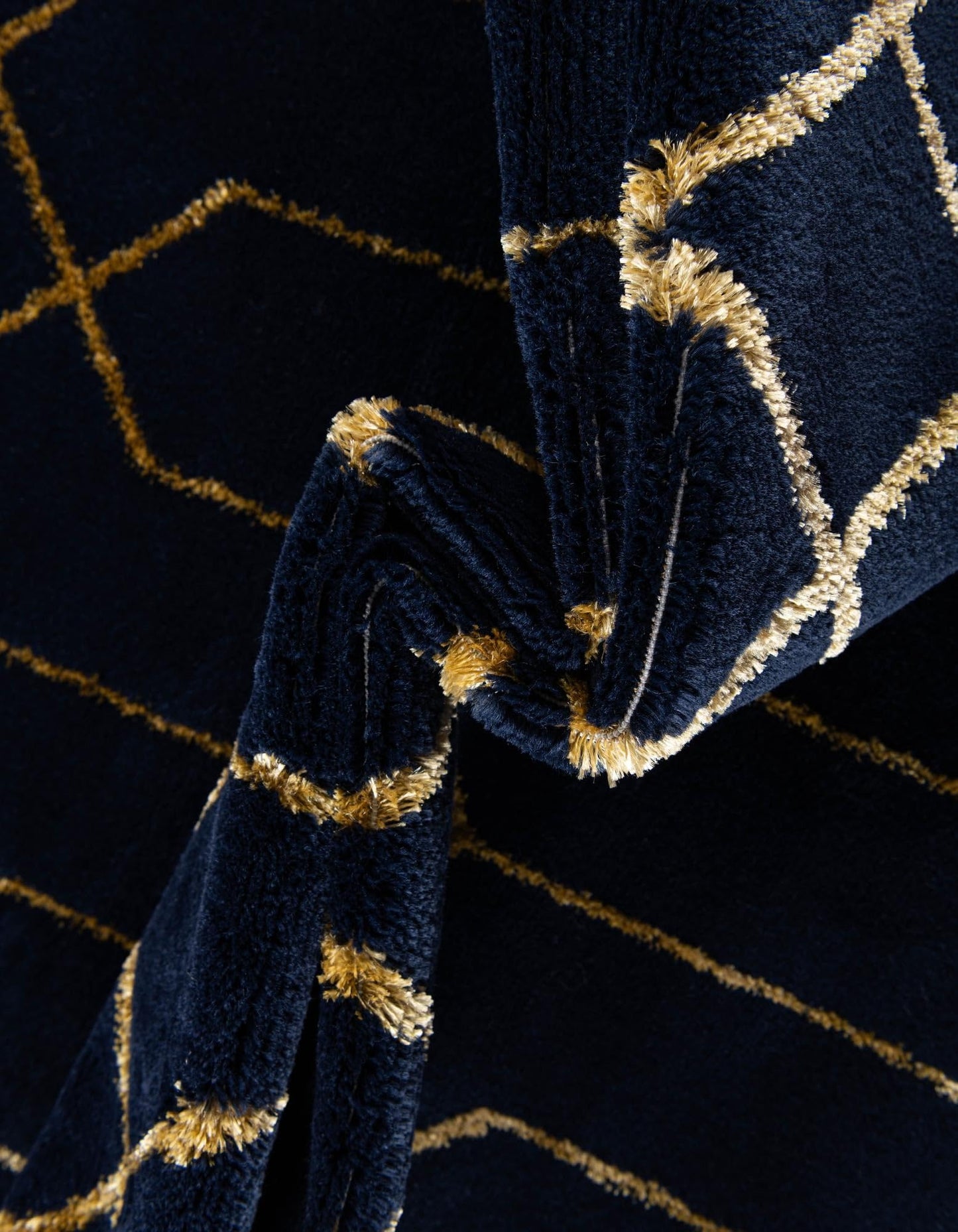 Rugs.com Glam Collection Rug – 2x3 Navy Blue Gold Medium-Pile Rug Perfect for Entryways, Kitchens, Breakfast Nooks, Accent Pieces