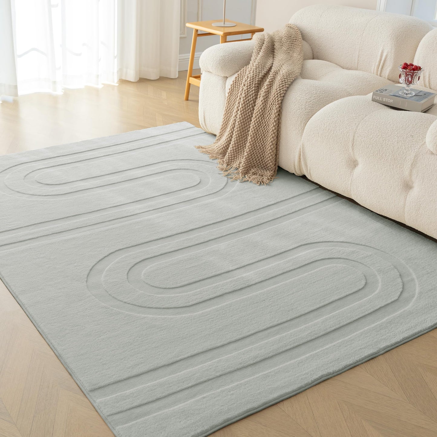 Amazon Basics Indoor Area Rugs, Soft-Touch Washable Home Decor Carpet for Living Room Bedroom, 6' L × 4' W, Modern Grey