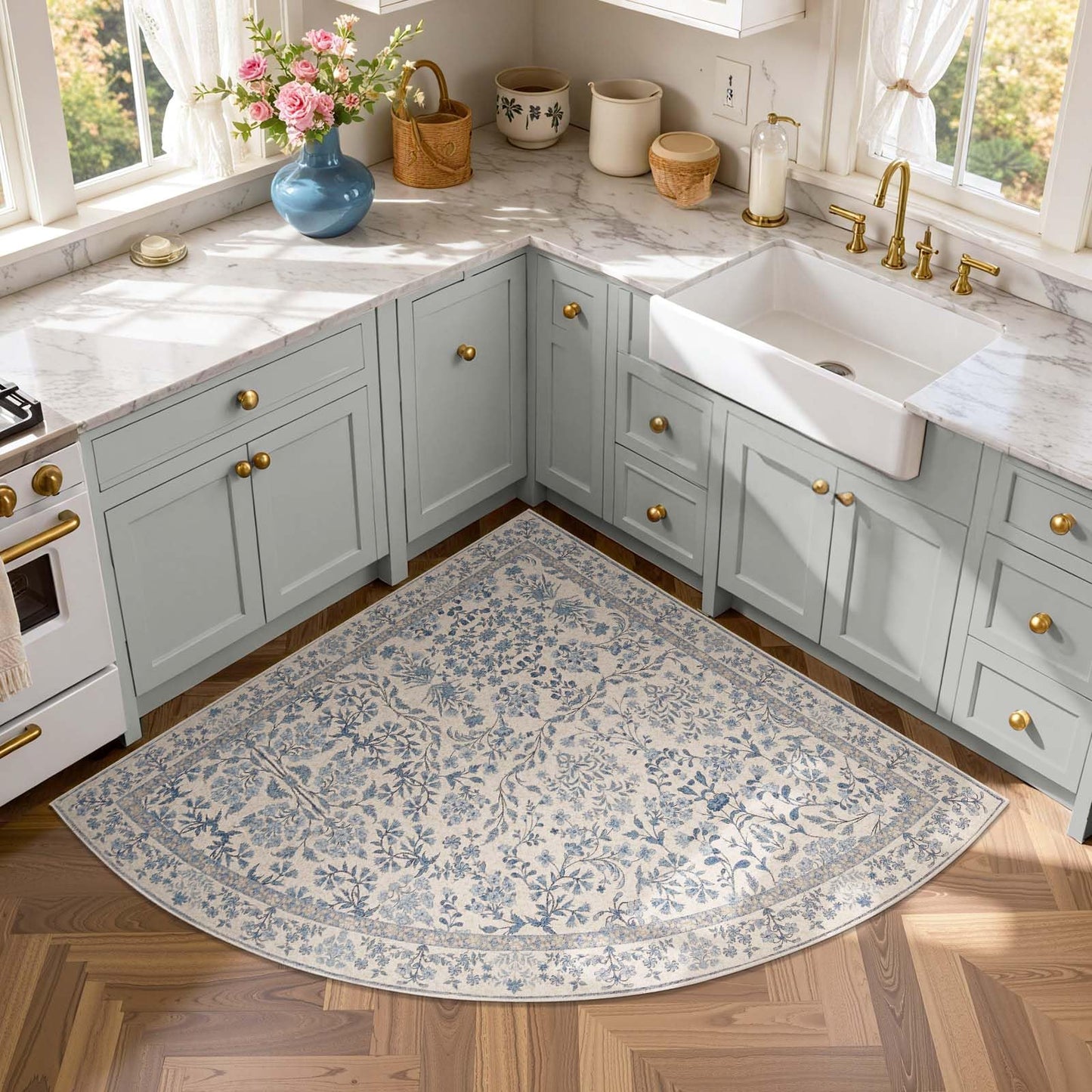 jinchan Zenith Corner Rug 4x4 Area Rug Floral Soft Aesthetic Non-Slip Low Pile Machine Washable Carpet for Entryway Bedroom Kids Room Kitchen College Dorm Blue/Cream