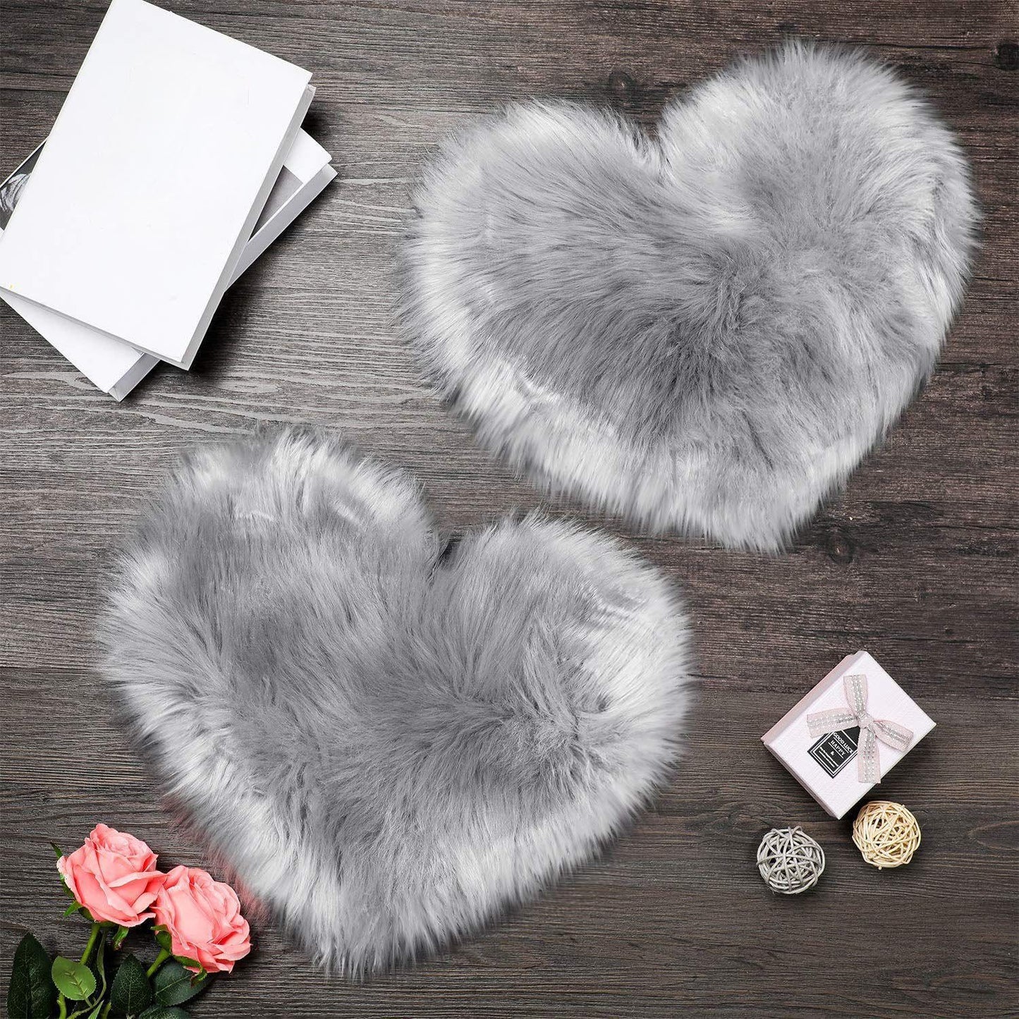 Mudder Heart Shaped Faux Fur Rug, Fluffy Photo Background Props for Product Photography, Nail Art, Jewelry Display, Decorative Soft Rugs for Bedroom, Home, 12 x 16 Inch(Gray)