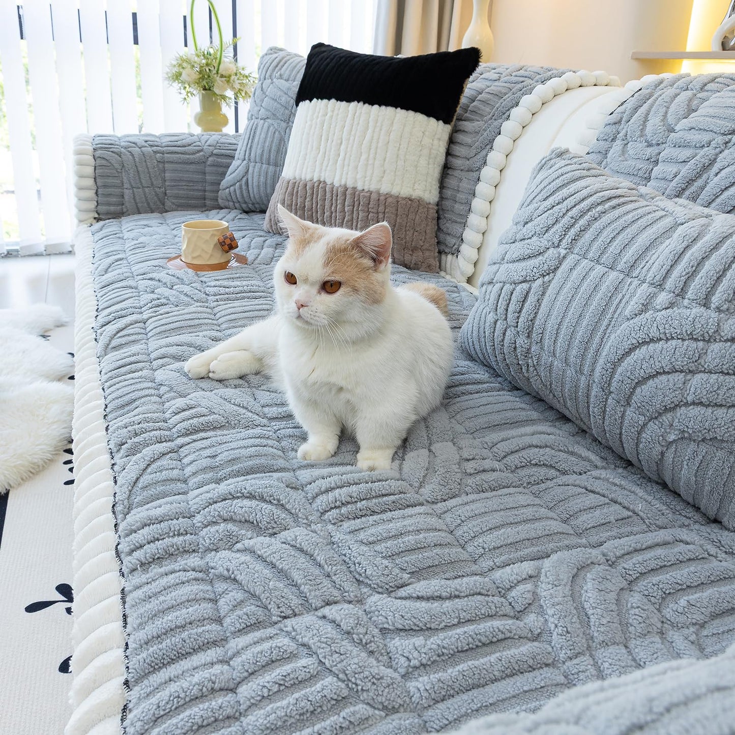 XFEXM Couch Cover for Dogs, Washable Non-Slip Pet Sofa Protector, Soft Sofa Slipcovers Cushion Protector for Dogs and Cats. (Light Gray, 27.6" x 59.06" x 1.5")