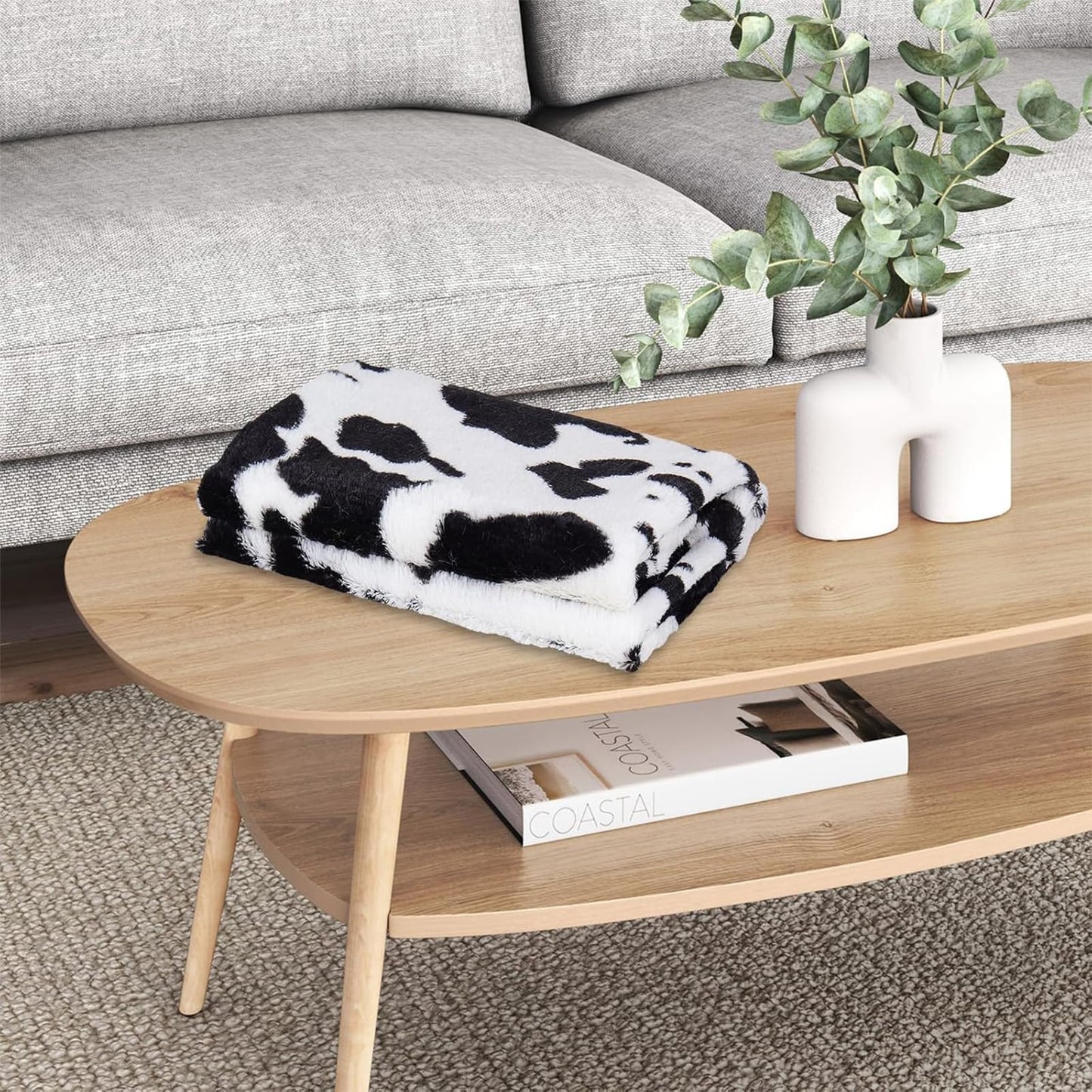 CZYHMNK Cow Print Rug Faux Cowhide Rug Cute Area Rug Fun Western Room Decor for Bedroom Living Room Non-Slip (43 inches x 29 inches)