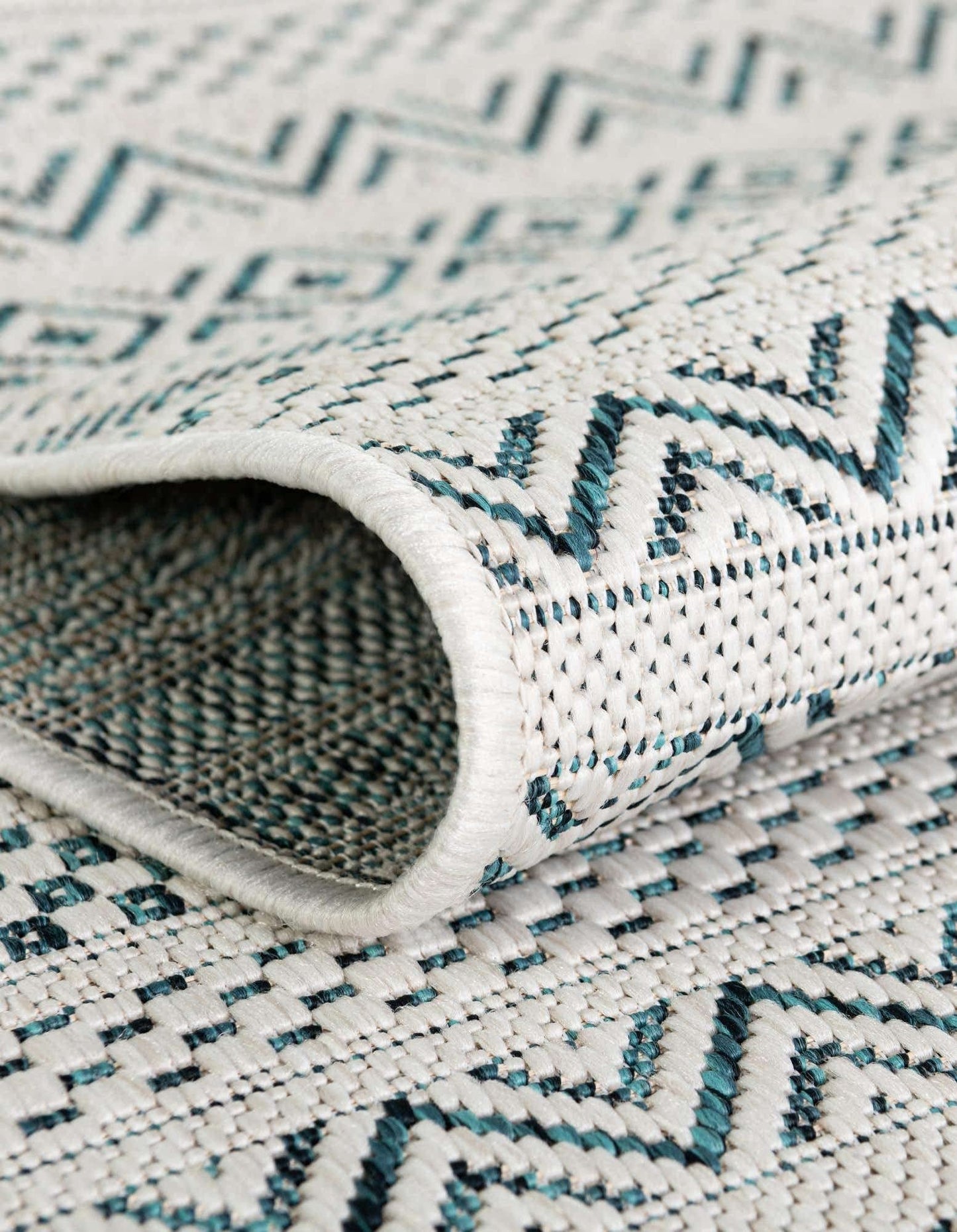 Unique Loom Outdoor Striped Collection Area Rug - Maia (6' 1" x 9' Rectangle, Teal/Ivory)