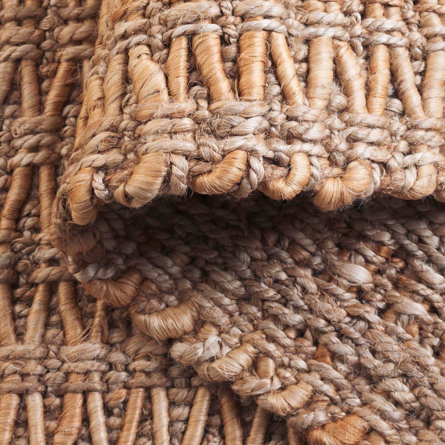 SAFAVIEH Natural Fiber Collection Area Rug - 4' x 6', Natural, Handmade Jute, Ideal for Living Room, Bedroom, Home Office, Dining Space (NF193A-4)