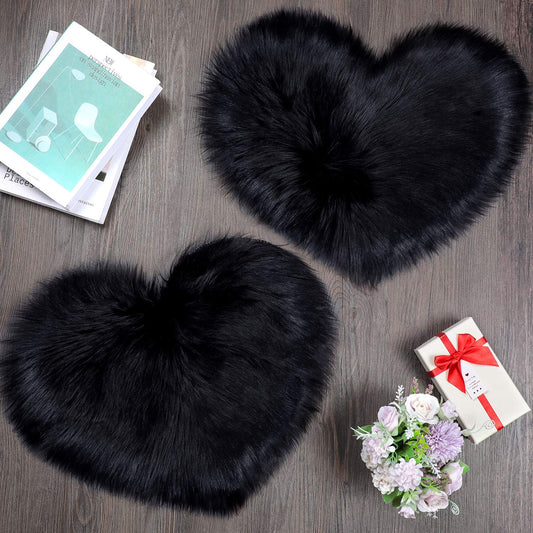 Mudder 2 Pcs Faux Fur Rug, Heart Shaped Rugs, Fluffy Decorative Mat for Room Home Chair Side, Desk Feet, Nursery, Photo Background & Valentine Decor, 12 x 16 Inch(Black)