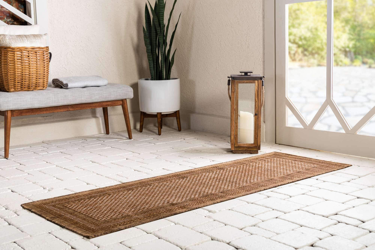 Unique Loom Outdoor Border Collection Area Rug - Multi Border (2' 2" x 6' 1" Runner, Tan/ Light Brown)