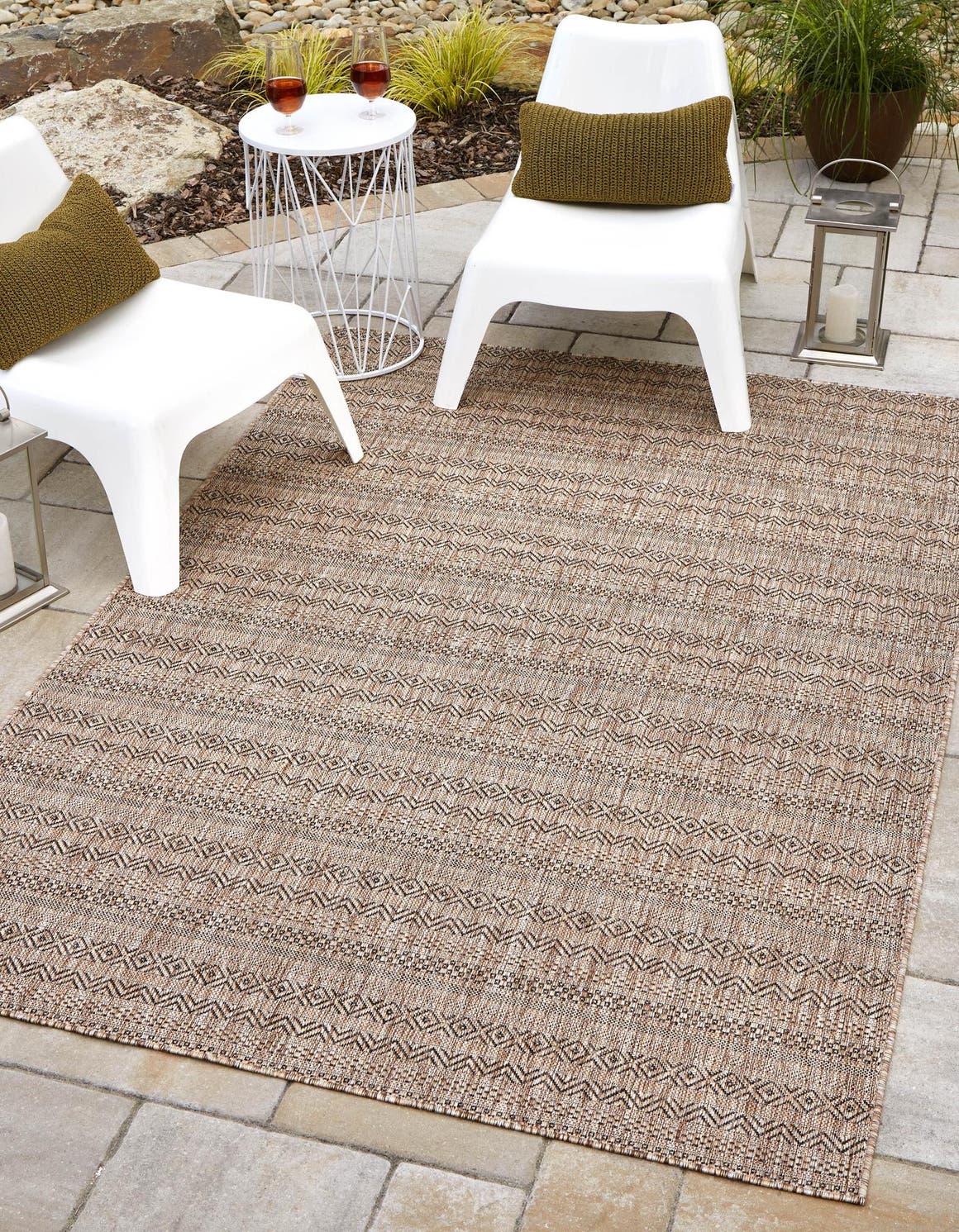 Unique Loom Outdoor Striped Collection Area Rug - Maia (10' x 14' 1" Rectangle, Natural/Black)
