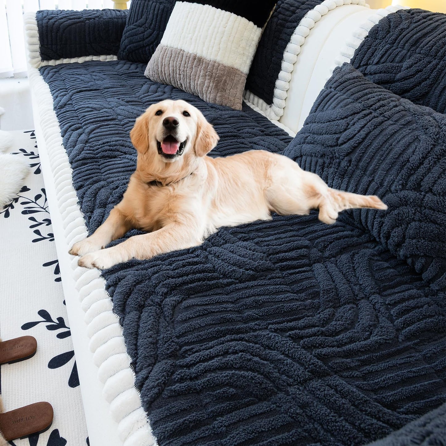 XFEXM Couch Cover for Dogs, Washable Non-Slip Pet Sofa Protector, Soft Sofa Slipcovers Cushion Protector for Dogs and Cats. (Dark Gray, 27.6" x 70.9" x 1.5")