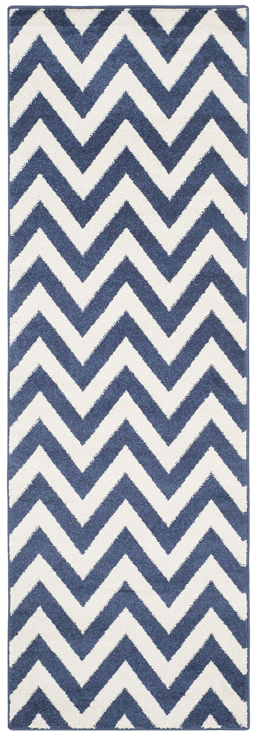 SAFAVIEH Amherst Collection Runner Rug - 2'3" x 7', Navy & Beige, Chevron Design, Non-Shedding & Easy Care, Ideal for High Traffic Areas in Living Room, Bedroom (AMT419P)