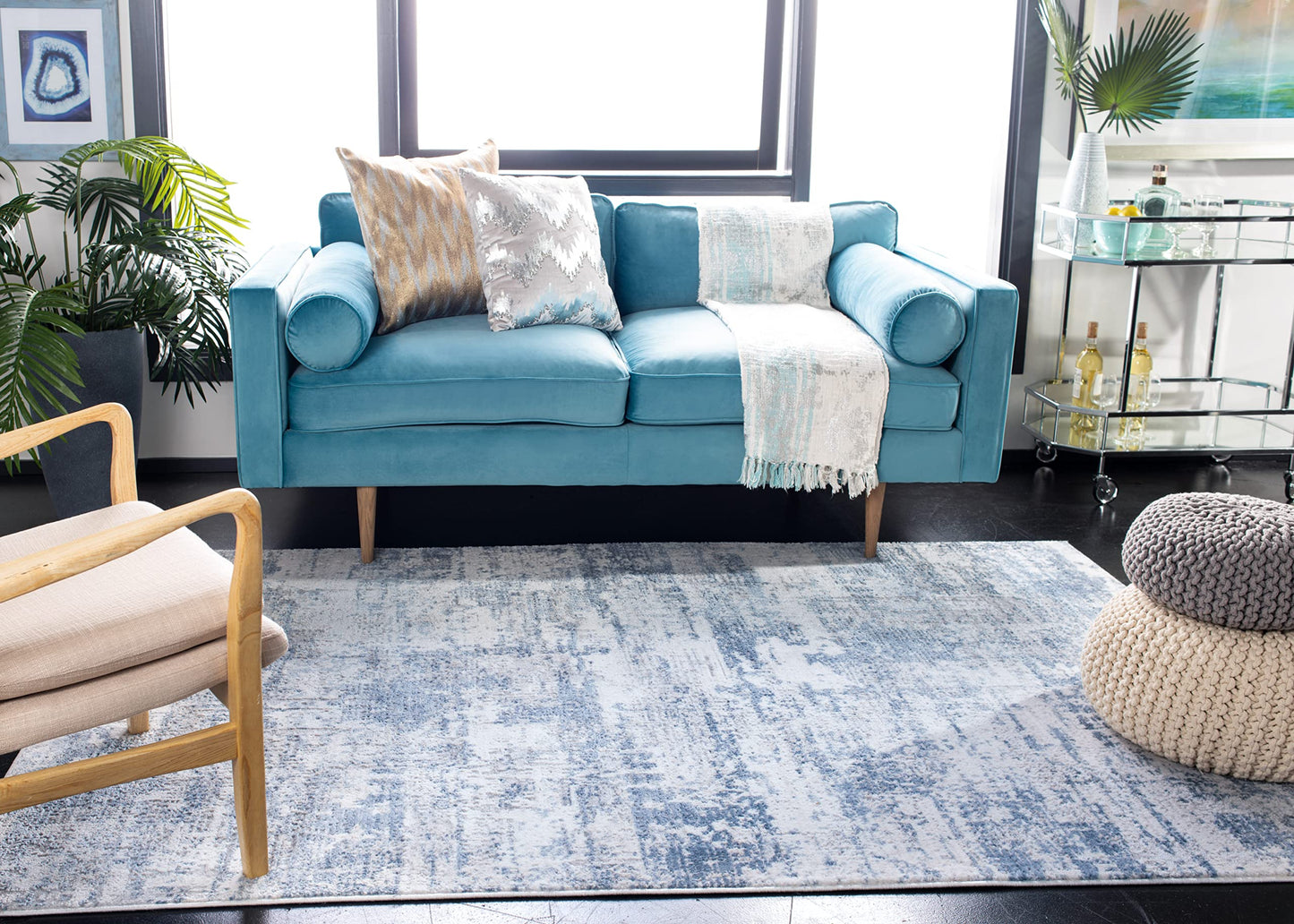 SAFAVIEH Amelia Collection Accent Rug - 4' x 6', Ivory & Blue, Modern Abstract Design, Non-Shedding & Easy Care, Ideal for High Traffic Areas in Entryway, Living Room, Bedroom (ALA700A)