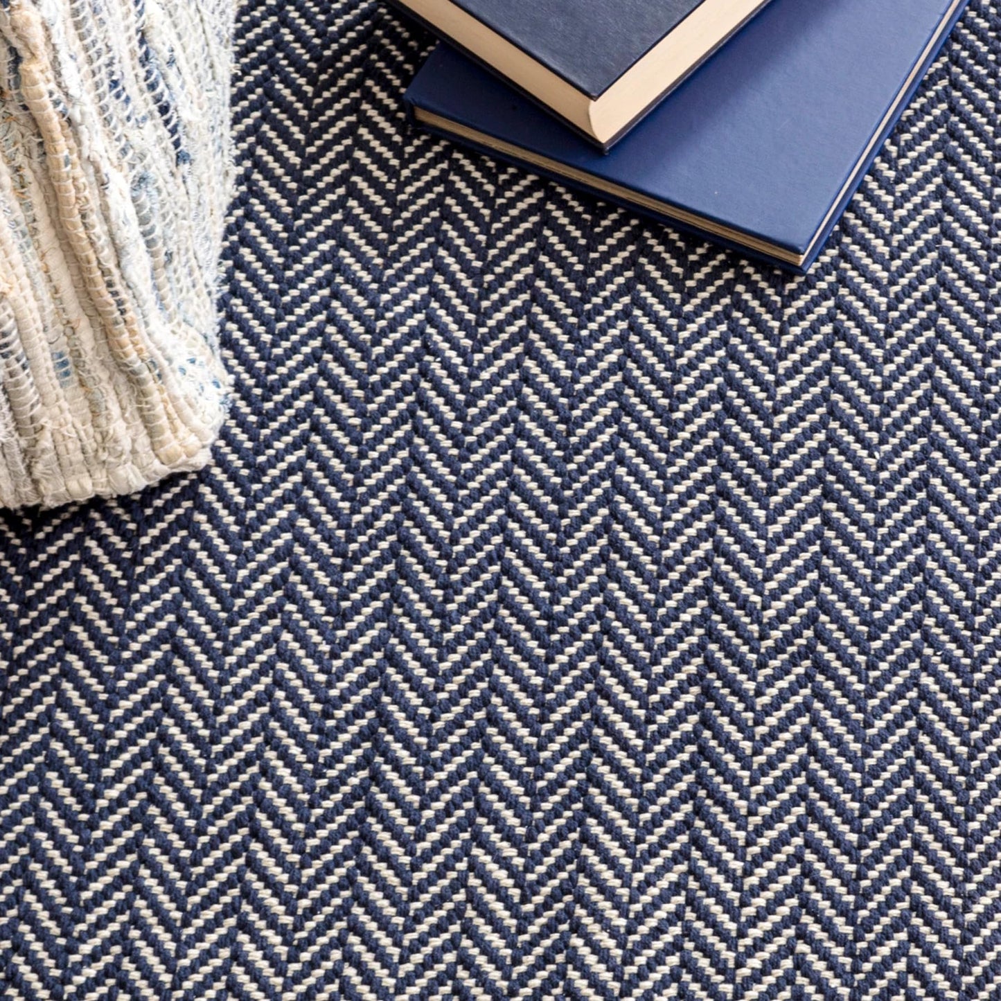 Dash & Albert Herringbone Indigo Handwoven Cotton Rug, 8.5 X 11.5 Feet, Blue Geometric Pattern