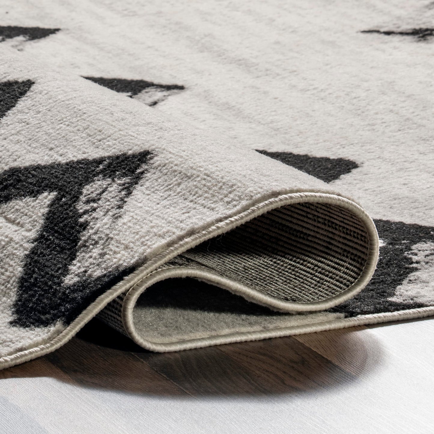 nuLOOM Addison Modern Chevrons Area Rug, 4x6, Grey