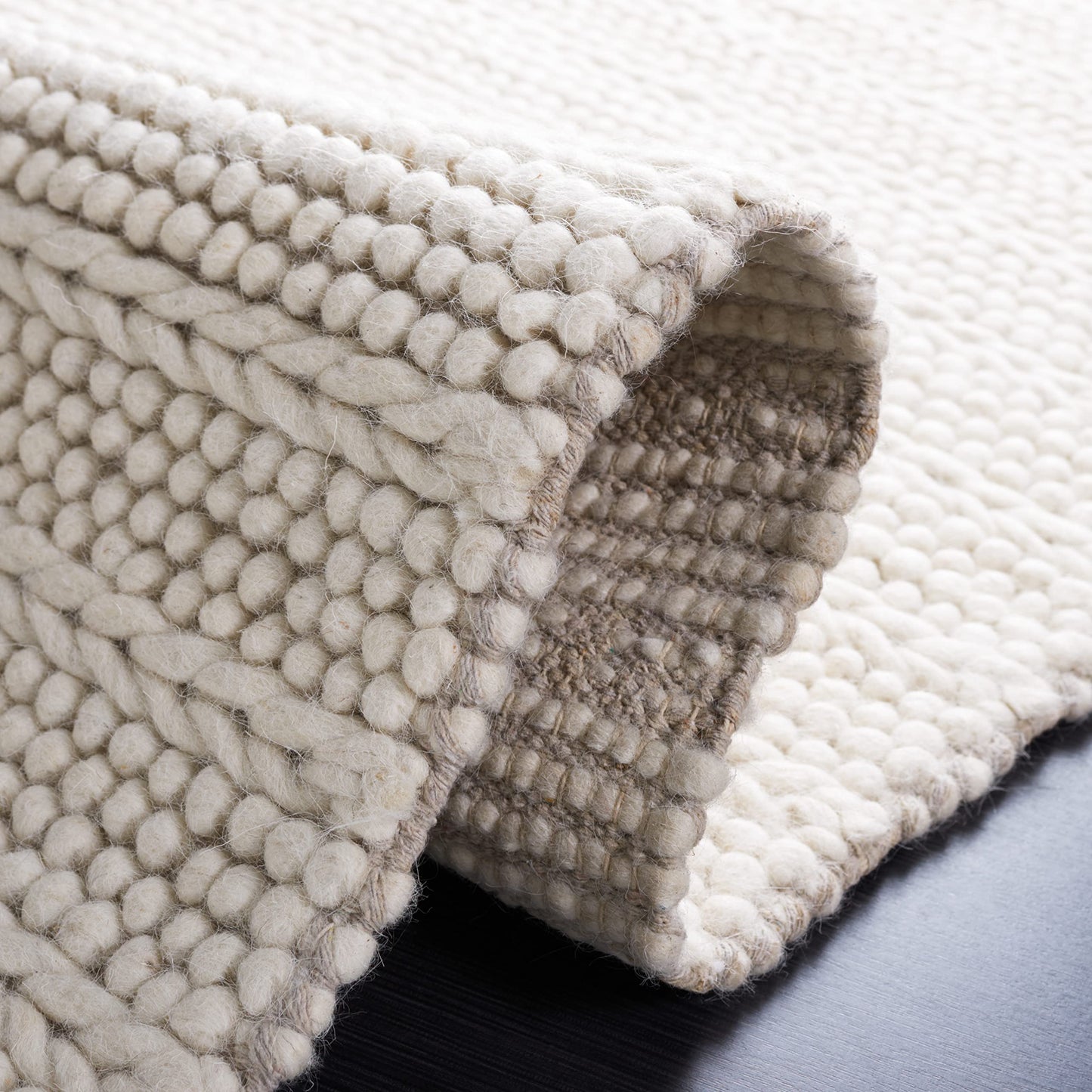 SAFAVIEH Natura Collection Accent Rug - 4' x 6', Ivory, Handmade Flat Weave Wool, Ideal for High Traffic Areas in Entryway, Living Room, Bedroom (NAT280A)