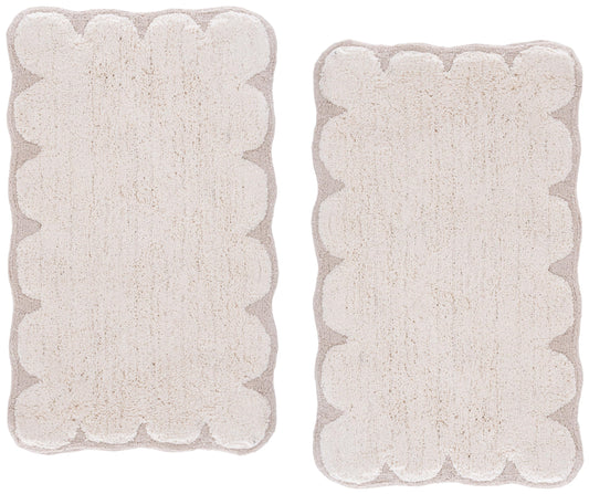 SAFAVIEH Plush Master Bath Collection – Tully Natural & White Scalloped Border Bath Mat Set of 2, 21" x 34", Cotton with Non-Slip Backing (PMB913B-2134-SET2)