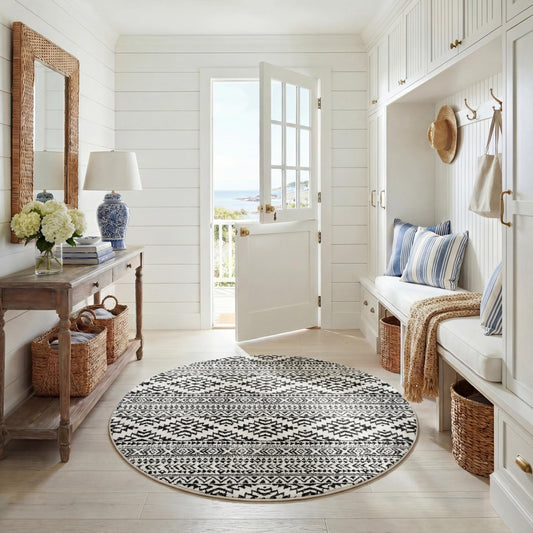 SAFAVIEH Tulum Collection Area Rug - 6'7" Round, Ivory & Black, Moroccan Boho Tribal Design, Non-Shedding & Easy to Clean, Ideal for Living Room, Bedroom, Dining Space (TUL272B)