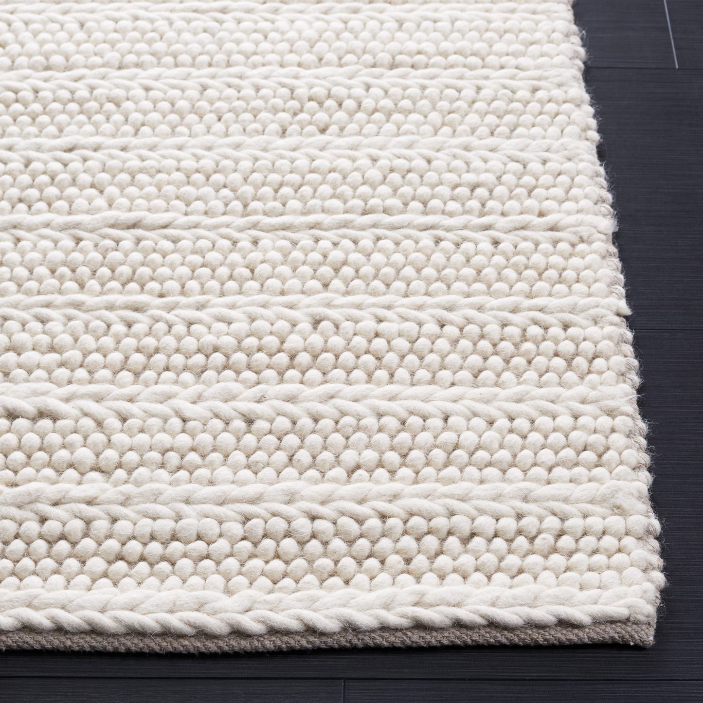 SAFAVIEH Natura Collection Accent Rug - 4' x 6', Ivory, Handmade Flat Weave Wool, Ideal for High Traffic Areas in Entryway, Living Room, Bedroom (NAT280A)