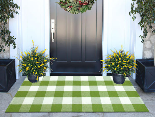 Buffalo Plaid Outdoor Rug 24''x51''Green and White Checkered Front Porch Rug Cotton Woven Washable Door Mat Outdoor for Layered Hello Welcome Door Mat Farmhouse Entryway