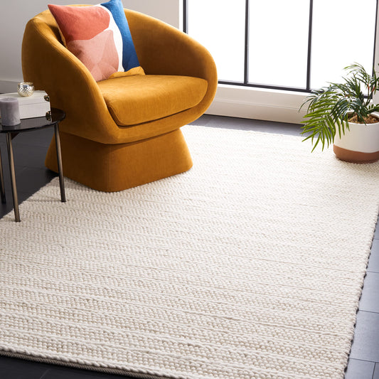 SAFAVIEH Natura Collection Accent Rug - 4' x 6', Ivory, Handmade Flat Weave Wool, Ideal for High Traffic Areas in Entryway, Living Room, Bedroom (NAT280A)